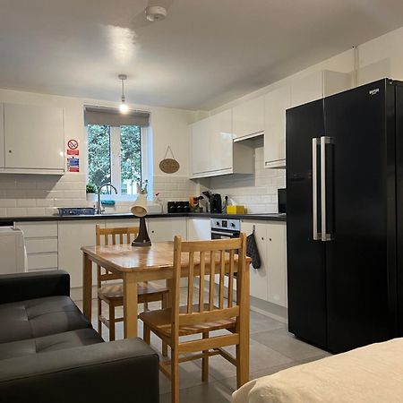 Lovely Double Rooms In Euston & Square In Central ลอนดอน ภายนอก รูปภาพ
