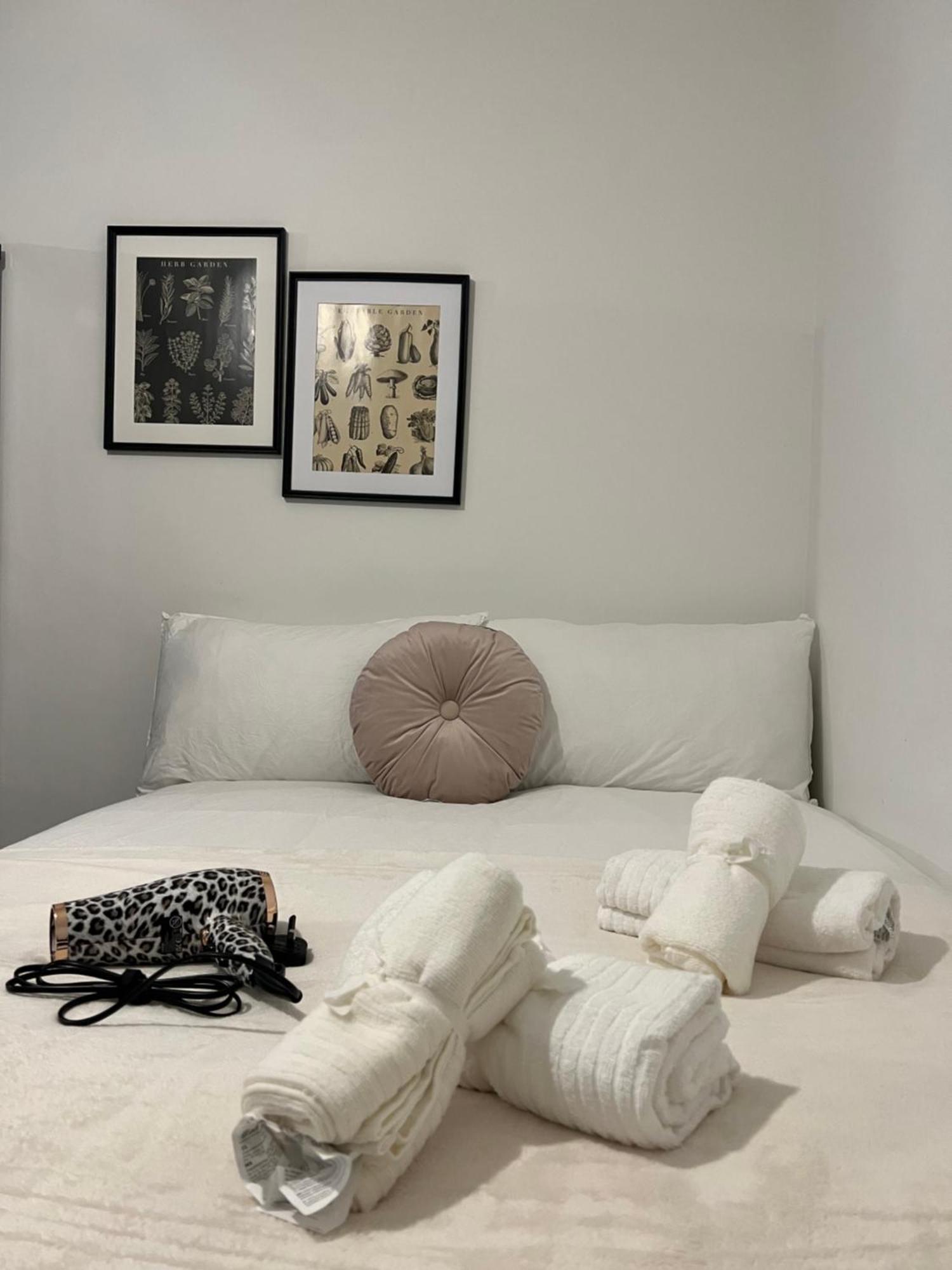 Lovely Double Rooms In Euston & Square In Central ลอนดอน ภายนอก รูปภาพ