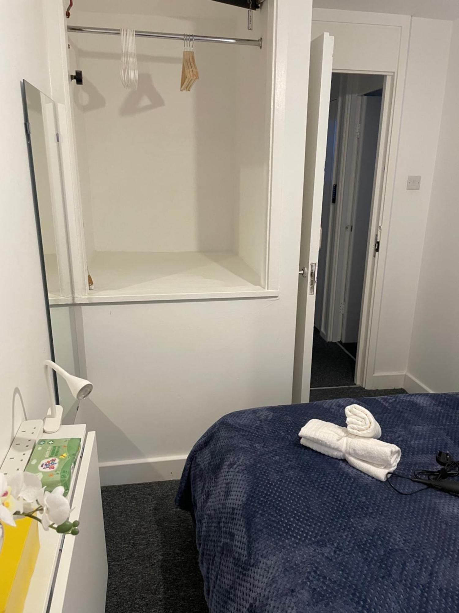 Lovely Double Rooms In Euston & Square In Central ลอนดอน ภายนอก รูปภาพ