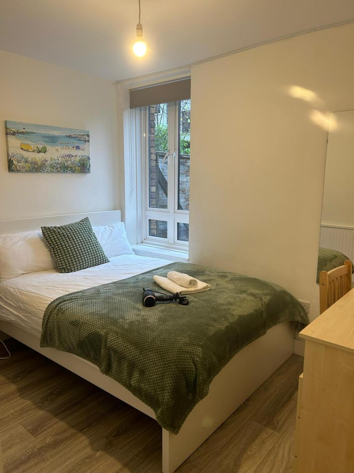 Lovely Double Rooms In Euston & Square In Central ลอนดอน ภายนอก รูปภาพ