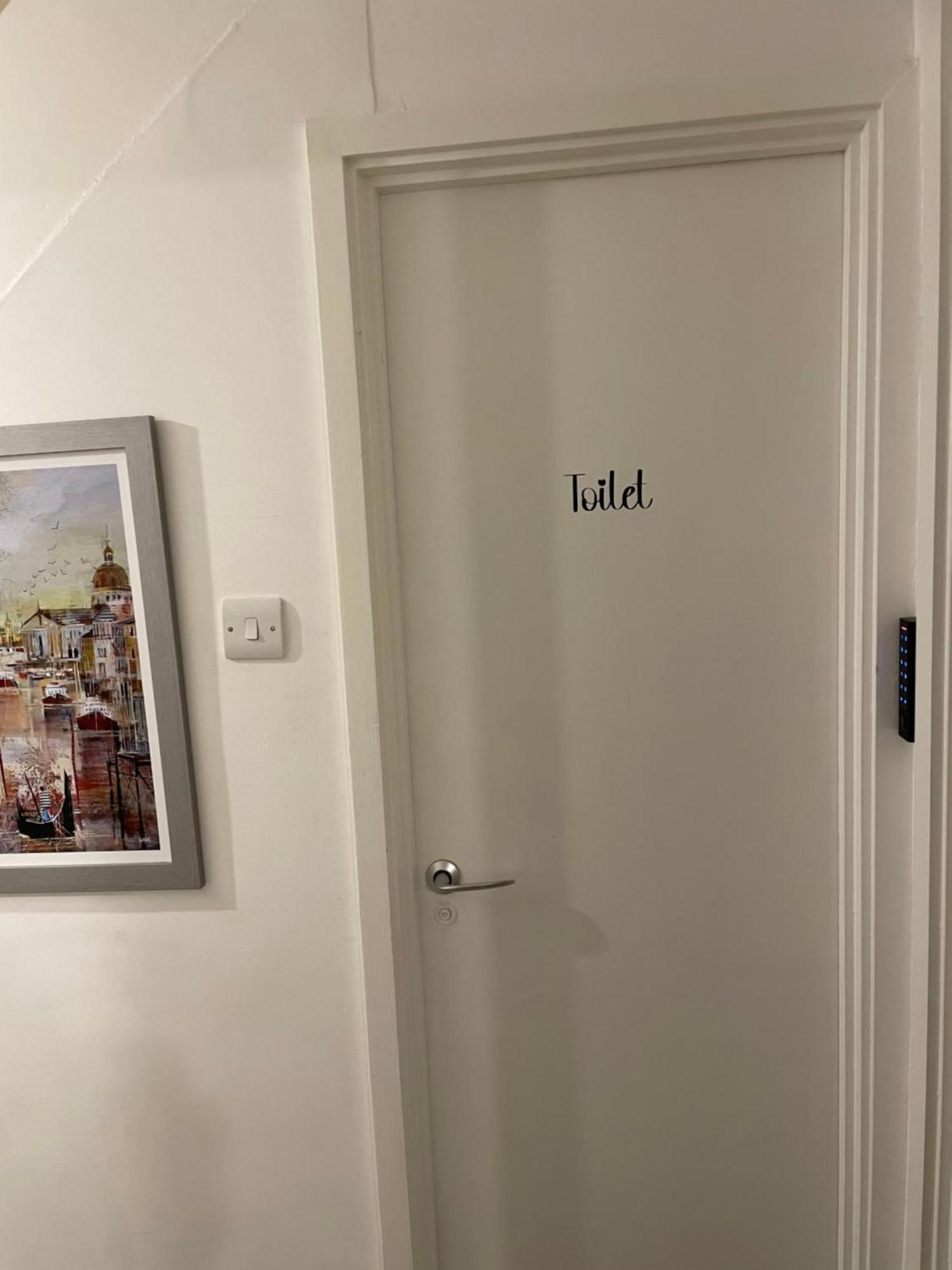 Lovely Double Rooms In Euston & Square In Central ลอนดอน ภายนอก รูปภาพ