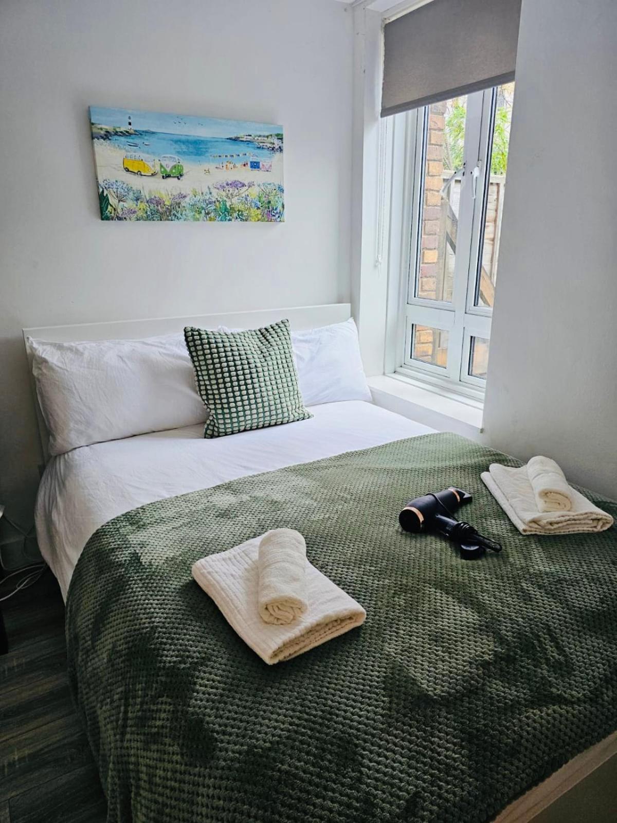 Lovely Double Rooms In Euston & Square In Central ลอนดอน ภายนอก รูปภาพ